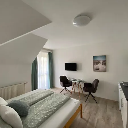 Aparthotel Tara Buk