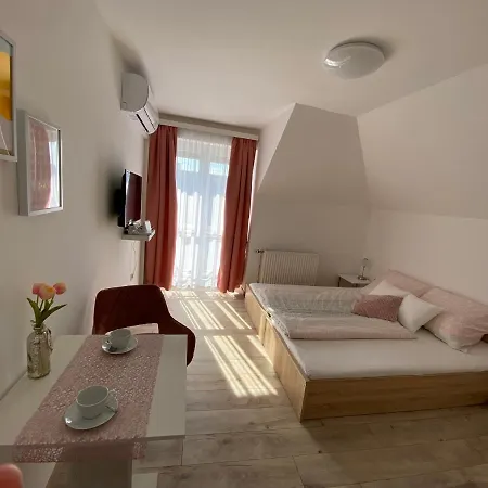 Aparthotel Tara 4*