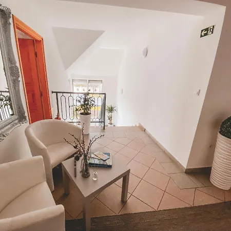 Tara Aparthotel *